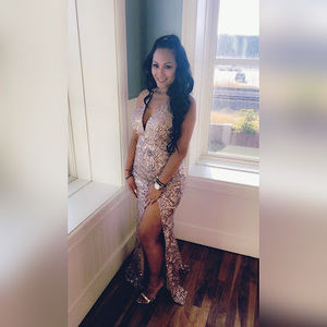 Meet your Posher, Phea